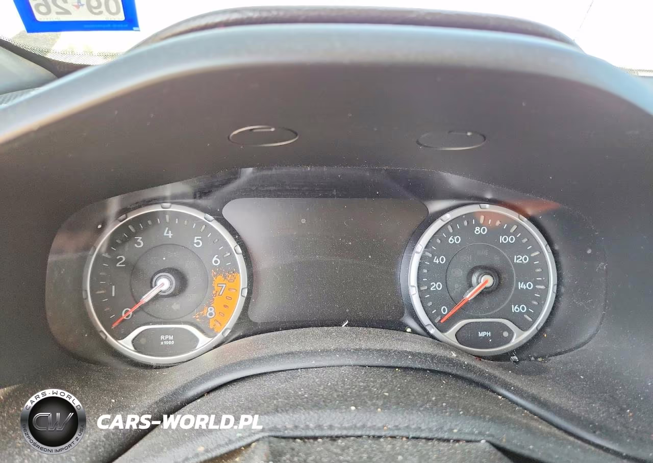2018 Jeep Renegade Limited VIN:ZACCJADB2JPJ11184 - 9