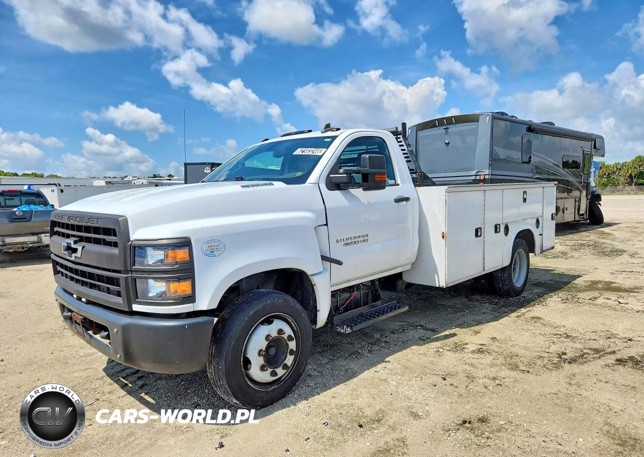 2019 Chevrolet Silverado Medium Duty – zdjęcie 1 z 12