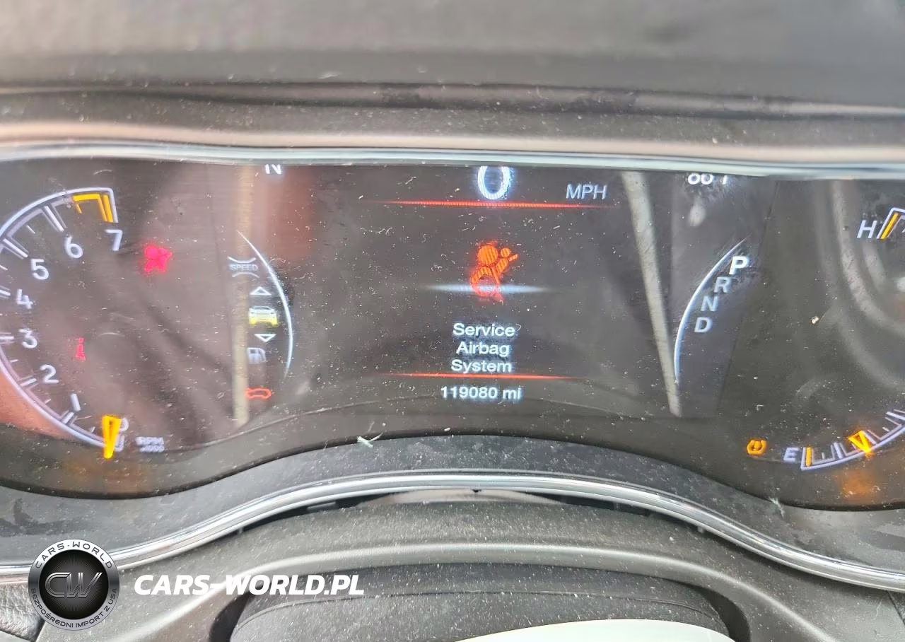 2020 Jeep Grand Cherokee Laredo VIN:1C4RJFAG4LC426294 - 9