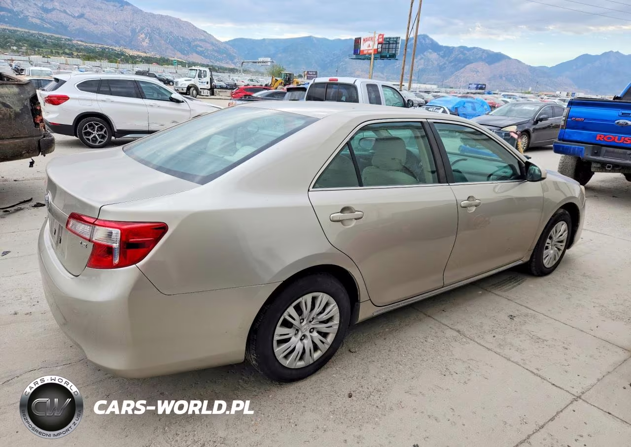 2013 Toyota Camry Le VIN:4T4BF1FK4DR336613 - 3