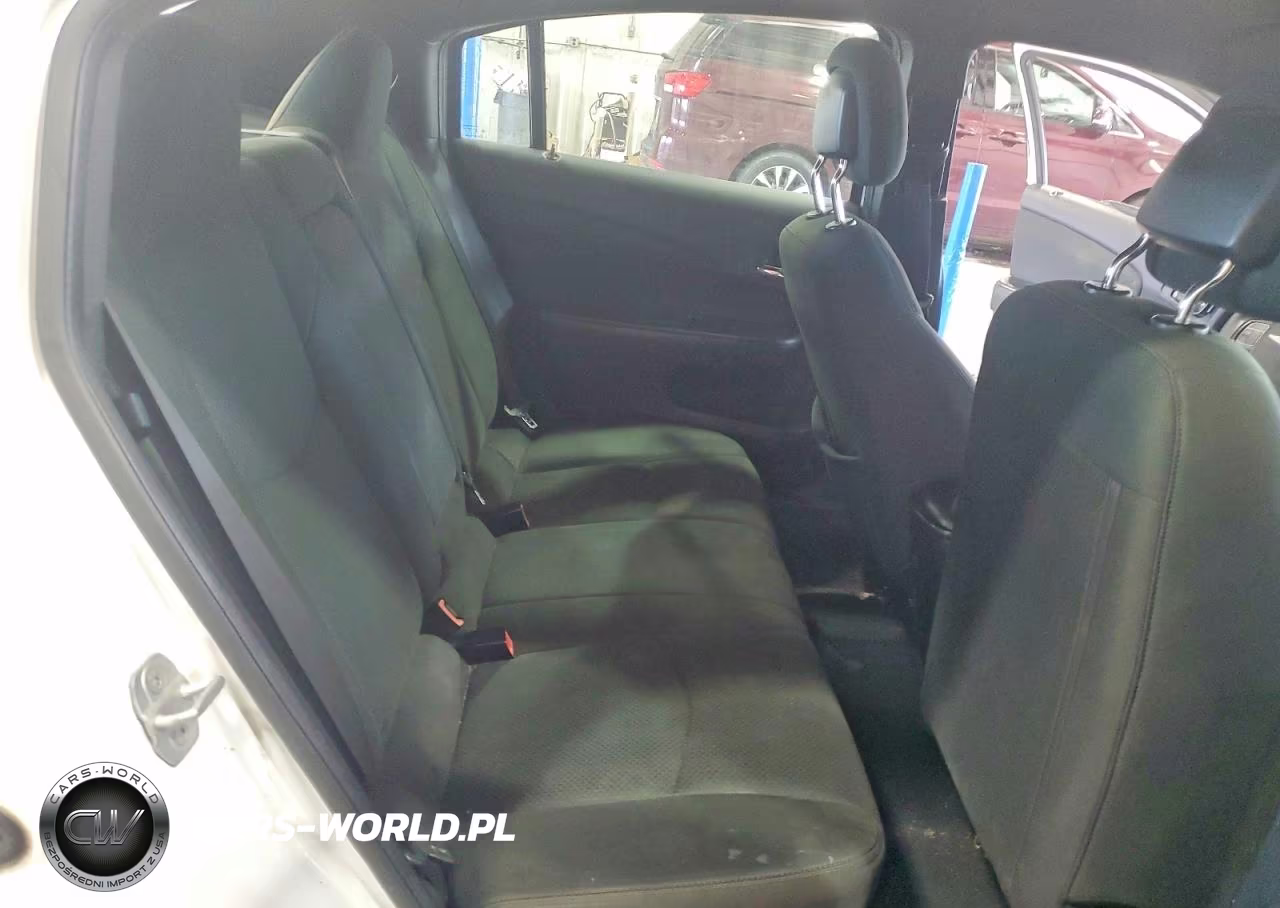 2012 Chrysler 200 Lx VIN:1C3CCBAB9CN145632 - 10