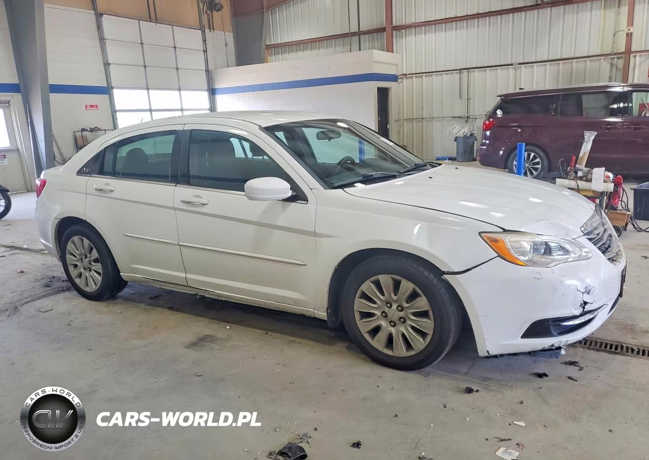 2012 Chrysler 200 Lx VIN:1C3CCBAB9CN145632 - 4