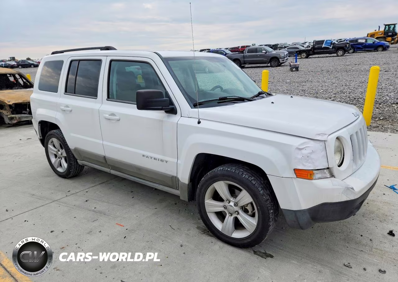 2011 Jeep Patriot Sport VIN:1J4NT1GA8BD104145 - 4