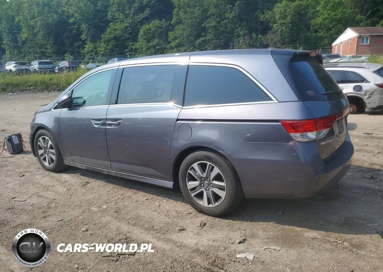 2015 Honda Odyssey Touring VIN:5FNRL5H91FB039687 - 2