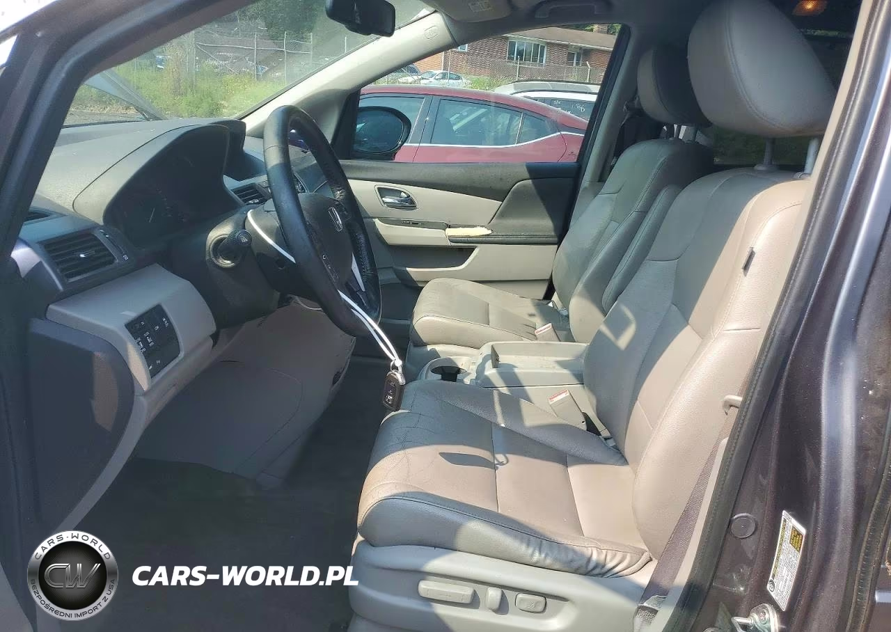 2015 Honda Odyssey Touring VIN:5FNRL5H91FB039687 - 7
