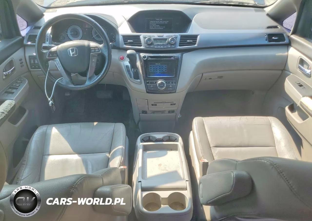 2015 Honda Odyssey Touring VIN:5FNRL5H91FB039687 - 8