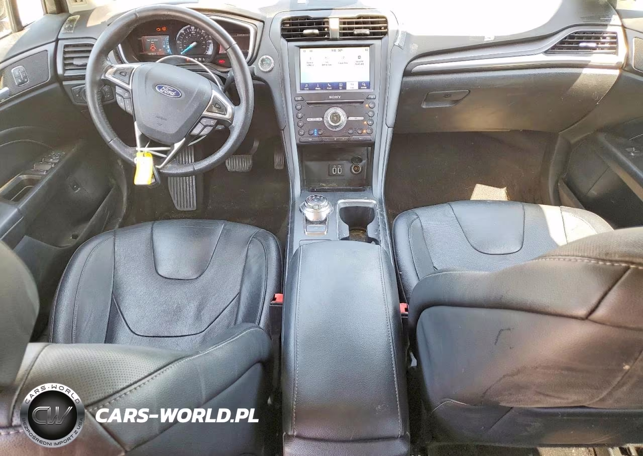 2019 Ford Fusion Titanium VIN:3FA6P0SU5KR174726 - 8