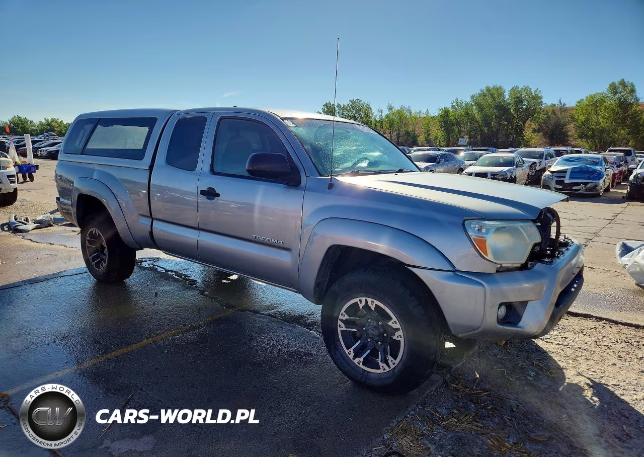 2014 Toyota Tacoma V6 VIN:5TFUU4EN5EX084753 - 4