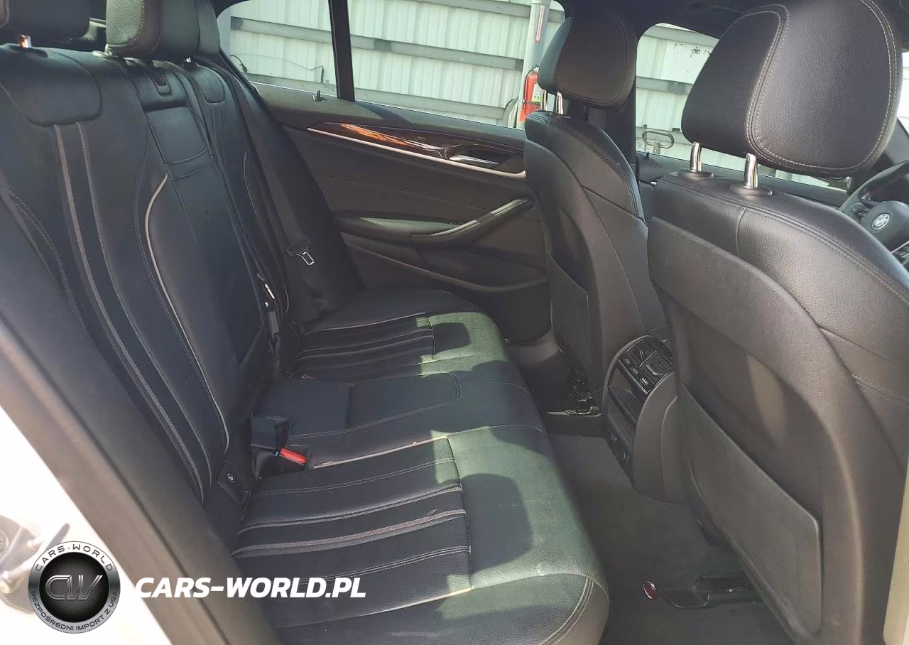 2019 BMW 530E VIN:WBAJA9C54KB392806 - 10