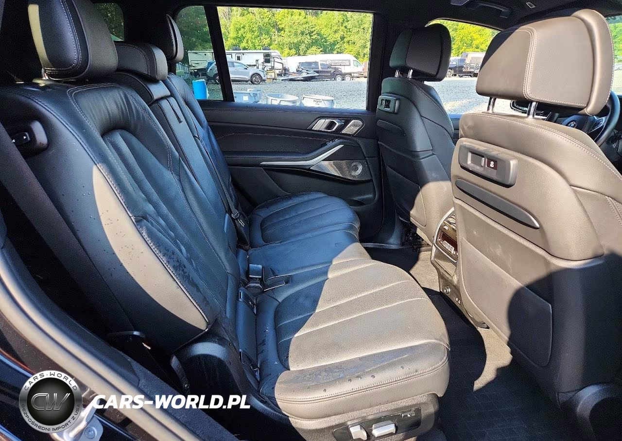 2021 BMW X7 M50I VIN:5UXCX6C08M9F51514 - 11