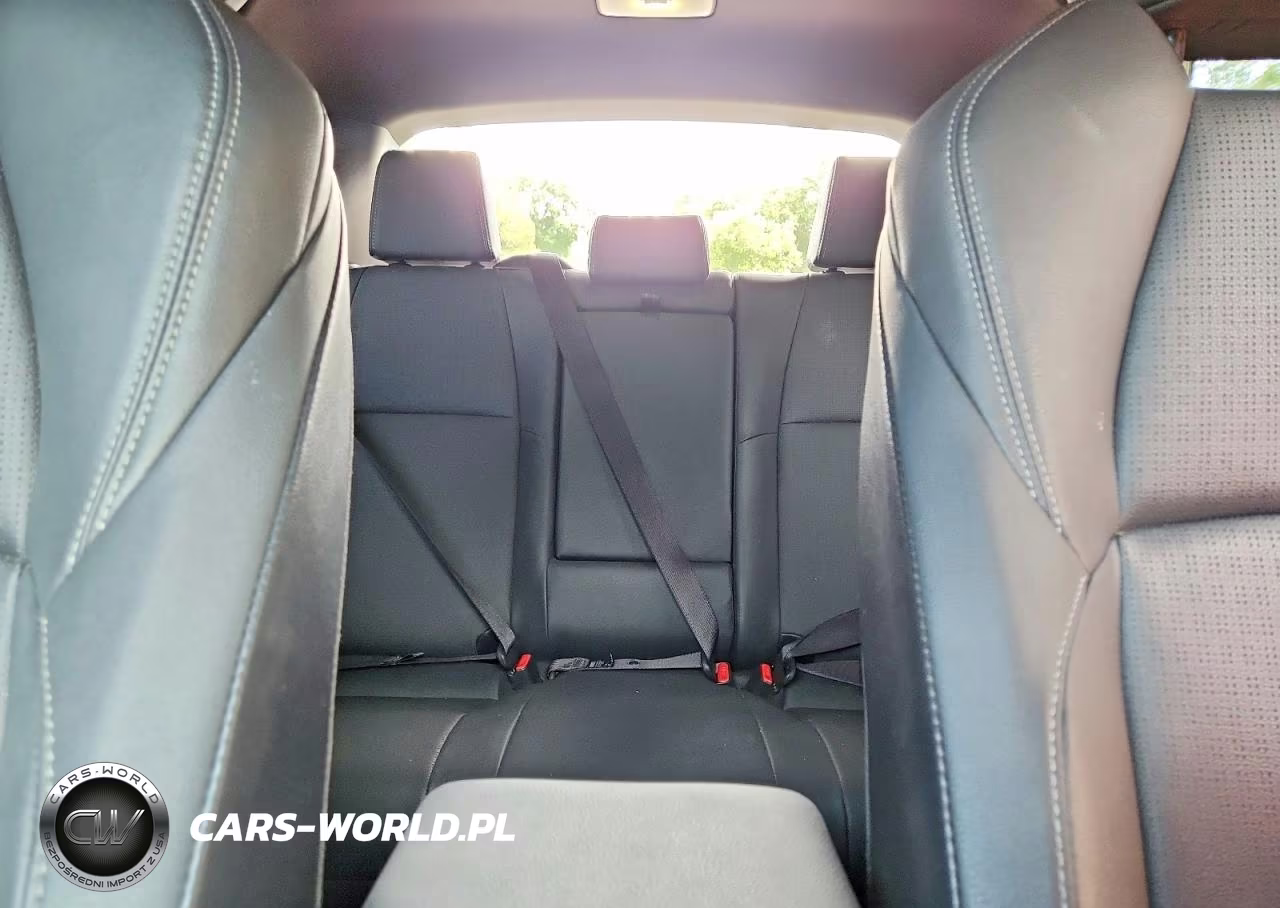 2025 Subaru Solterra Premium VIN:JTMABABA6SA098832 - 10