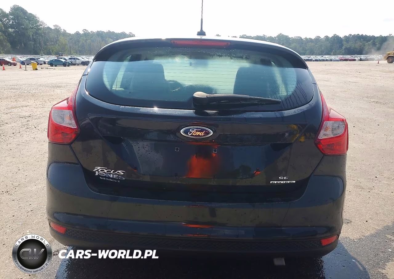 2014 Ford Focus Se VIN:1FADP3K27EL435770 - 6