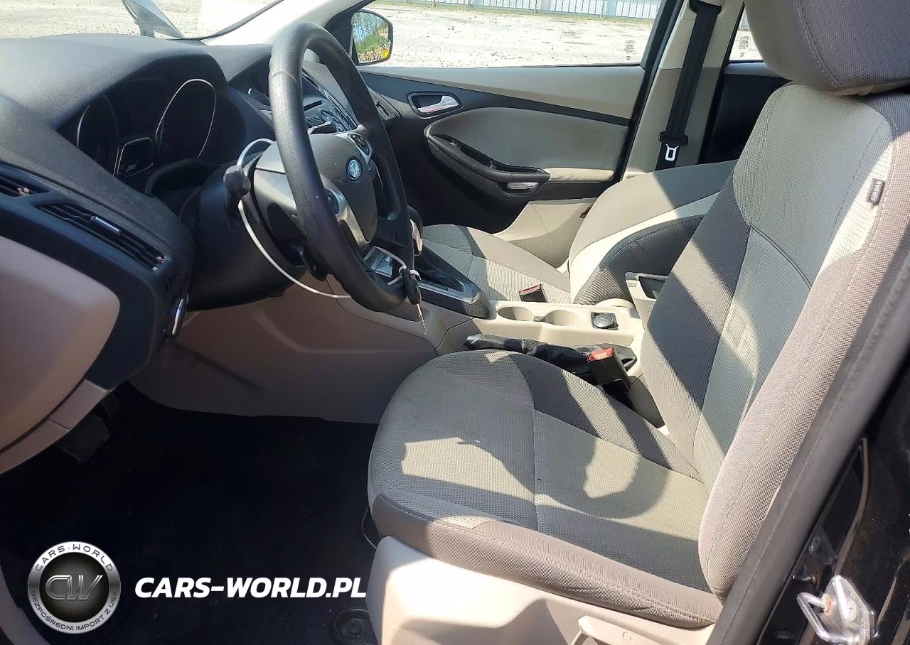 2014 Ford Focus Se VIN:1FADP3K27EL435770 - 7