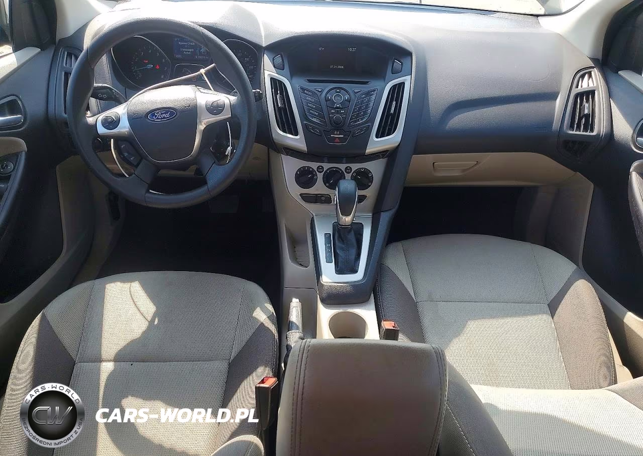 2014 Ford Focus Se VIN:1FADP3K27EL435770 - 8