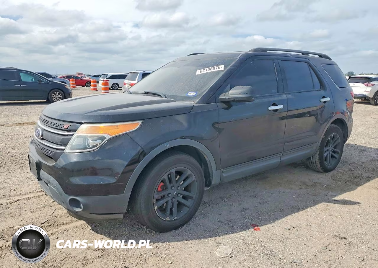 2015 Ford Explorer – zdjęcie 1 z 13