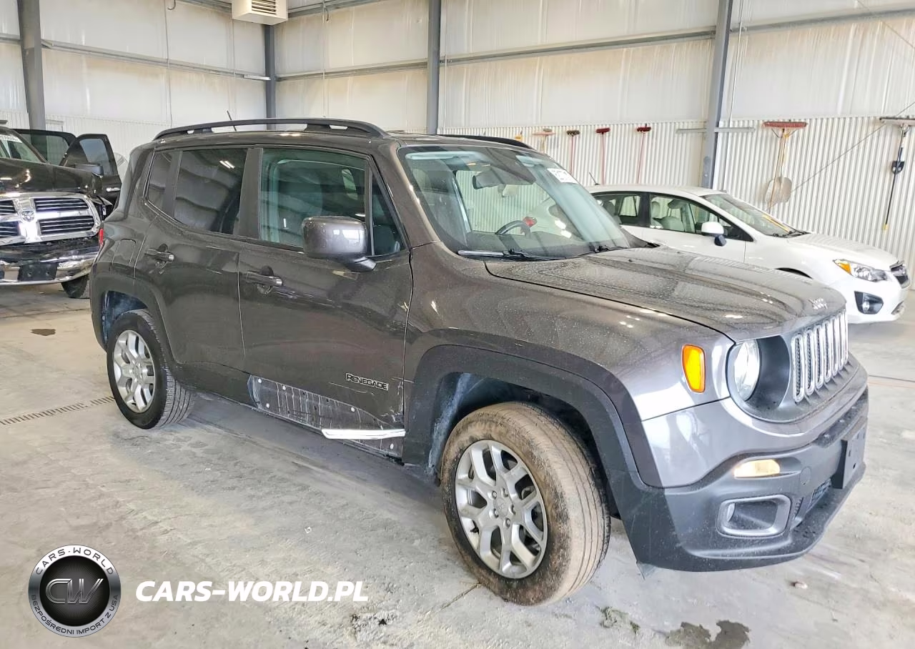 2017 Jeep Renegade Latitude VIN:ZACCJBBB9HPF84683 - 4
