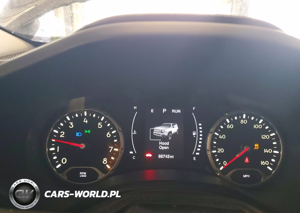 2017 Jeep Renegade Latitude VIN:ZACCJBBB9HPF84683 - 9