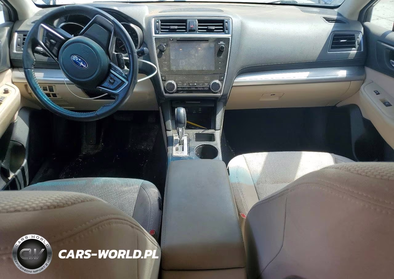 2018 Subaru Outback 2.5I Premium VIN:4S4BSACCXJ3219428 - 8