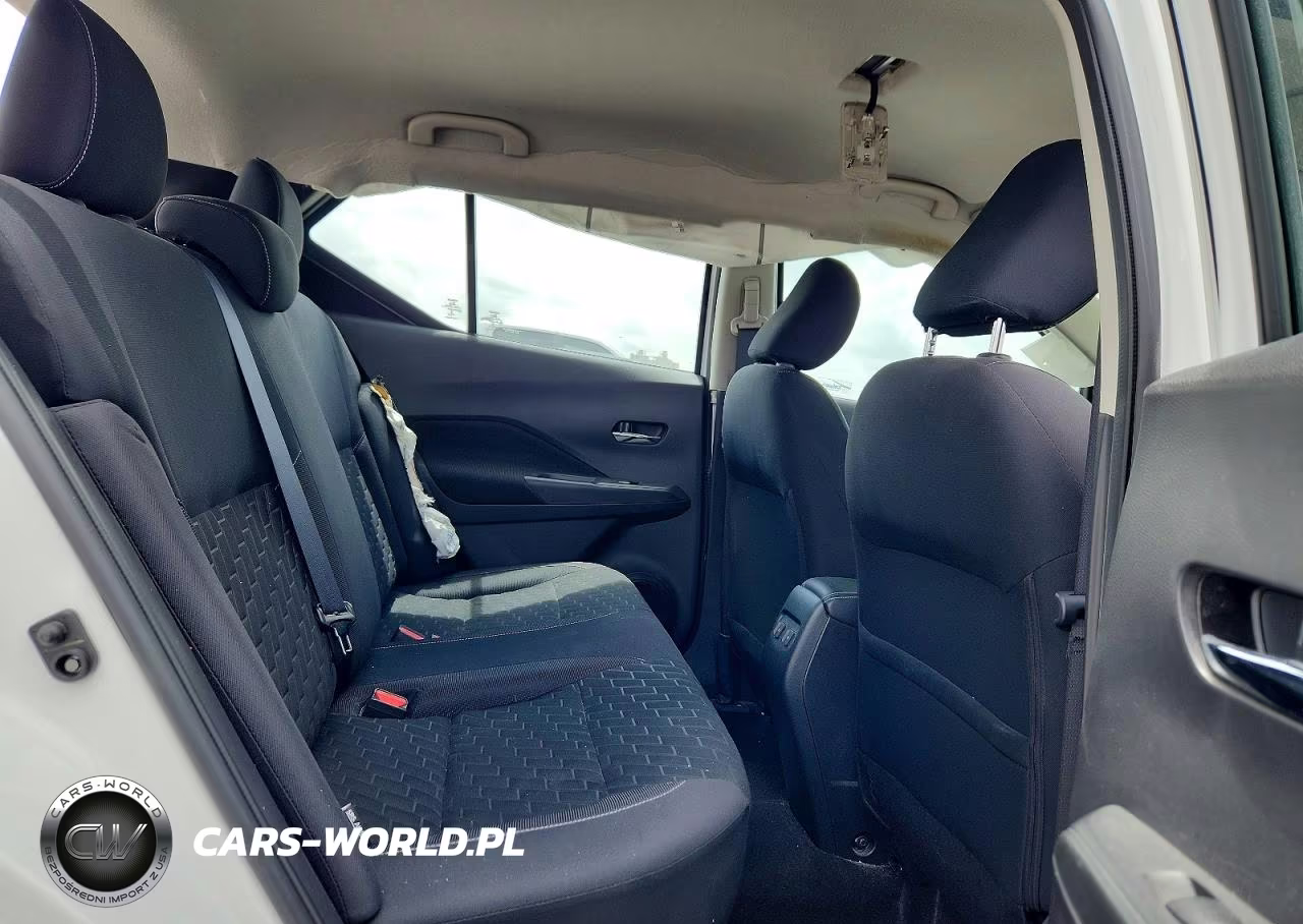 2022 Nissan Kicks Sv VIN:3N1CP5CV6NL479373 - 11