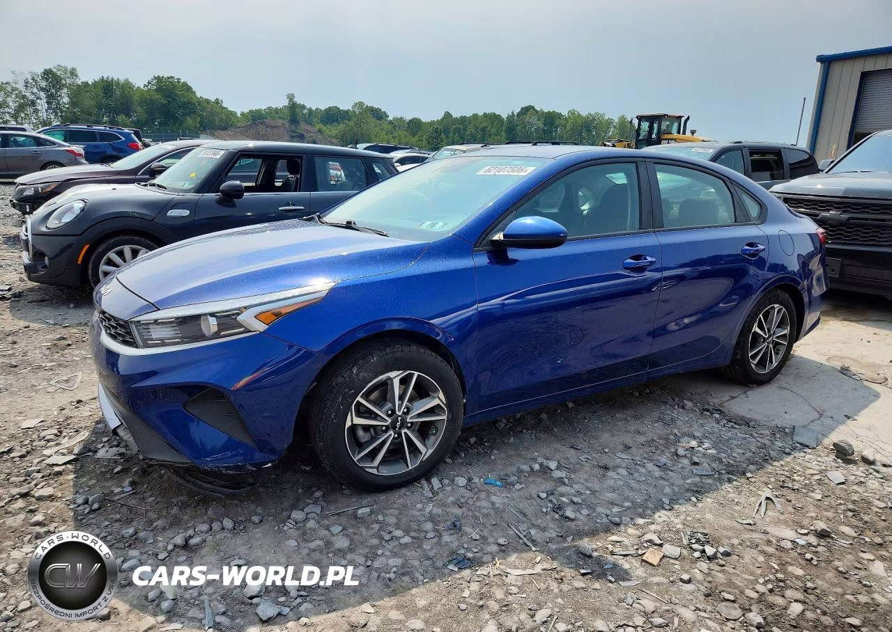 2023 Kia Forte Lxs VIN:3KPF24AD2PE578714 - 1