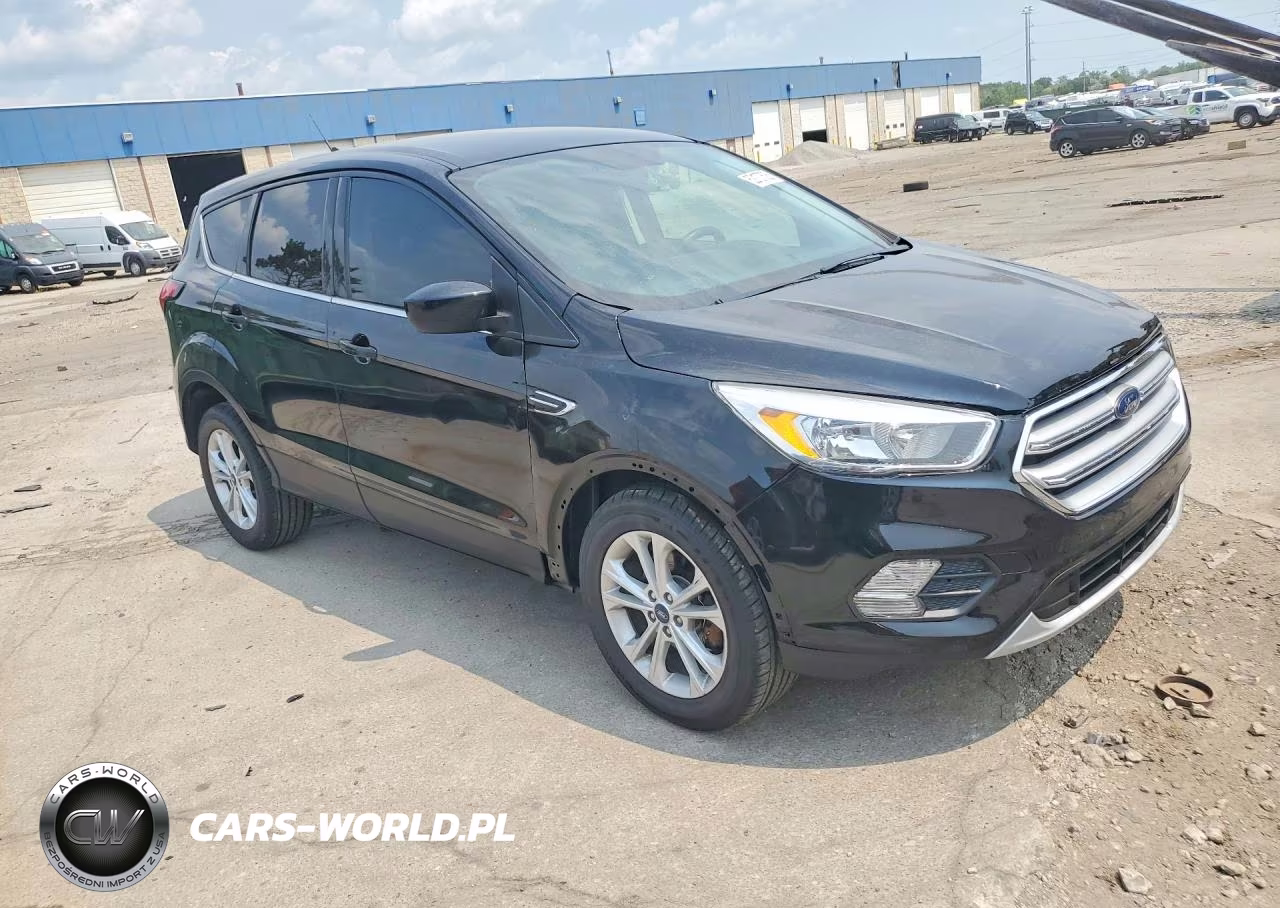 2019 Ford Escape Se VIN:1FMCU0GDXKUB99771 - 4