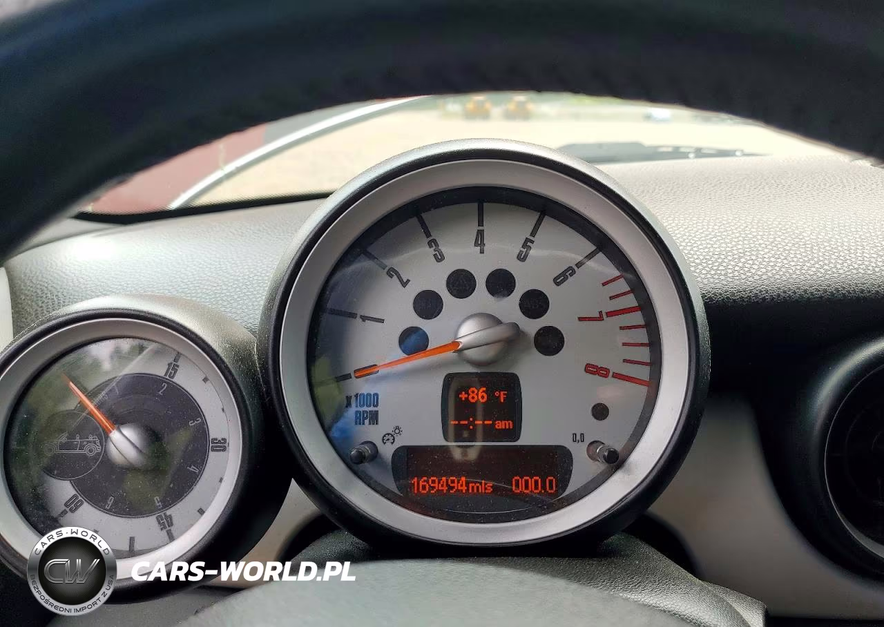 2010 Mini Cooper VIN:WMWMR3C50ATZ19087 - 9