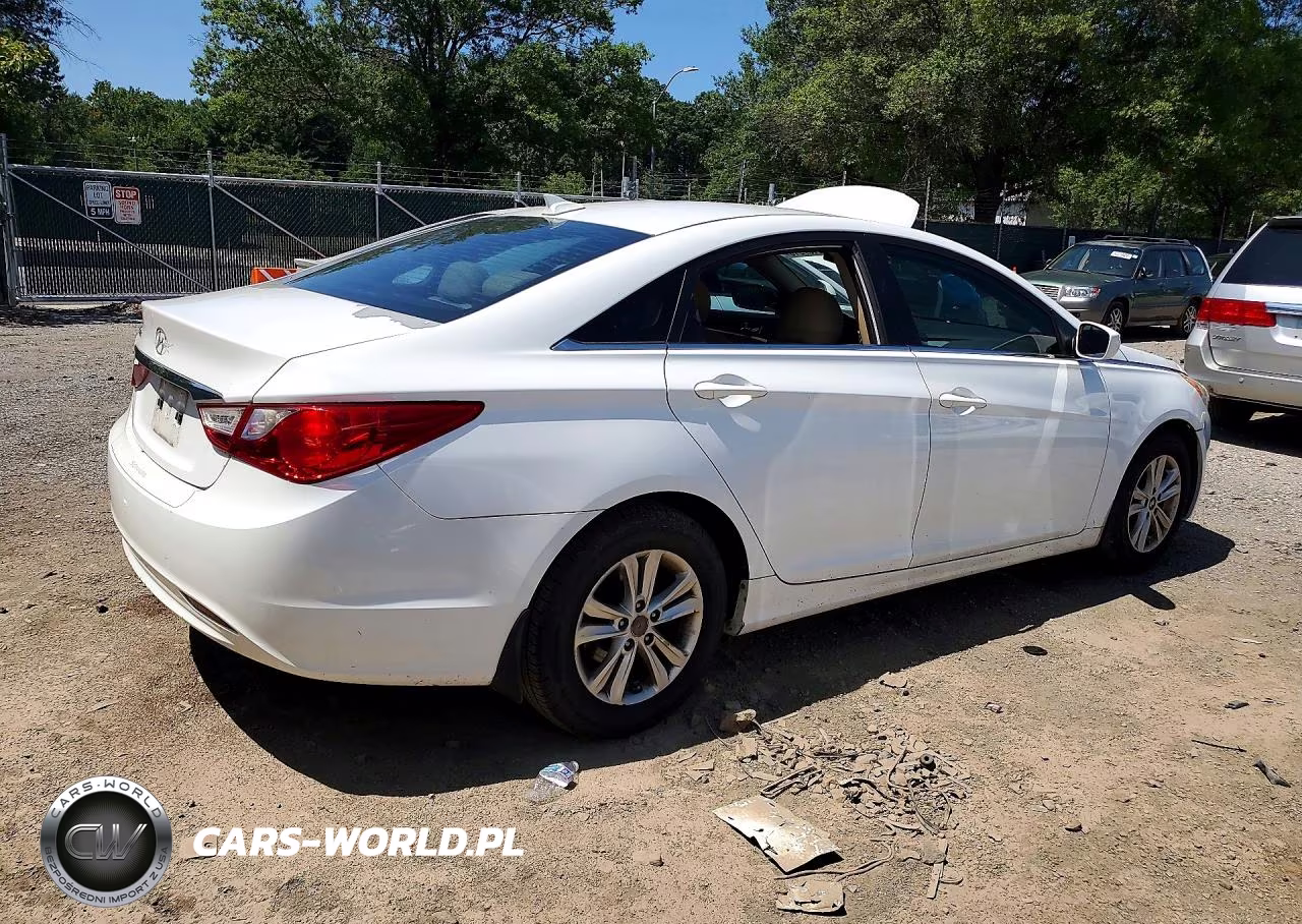 2013 Hyundai Sonata Gls VIN:5NPEB4AC9DH593639 - 3