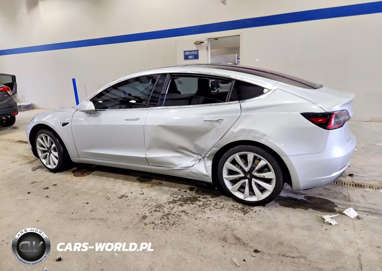 2018 Tesla Model 3 VIN:5YJ3E1EA8JF017850 - 2