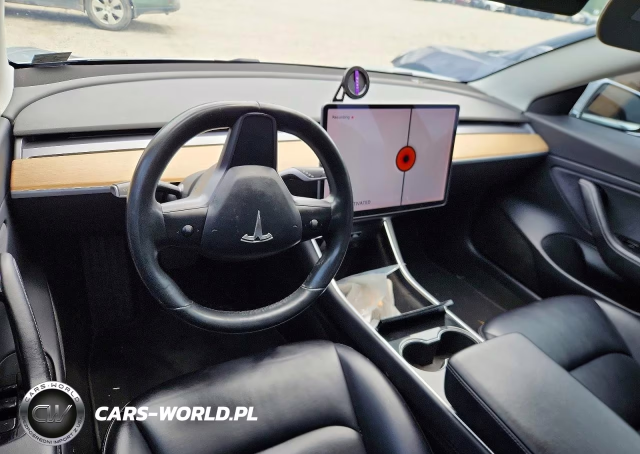 2018 Tesla Model 3 VIN:5YJ3E1EA8JF017850 - 9