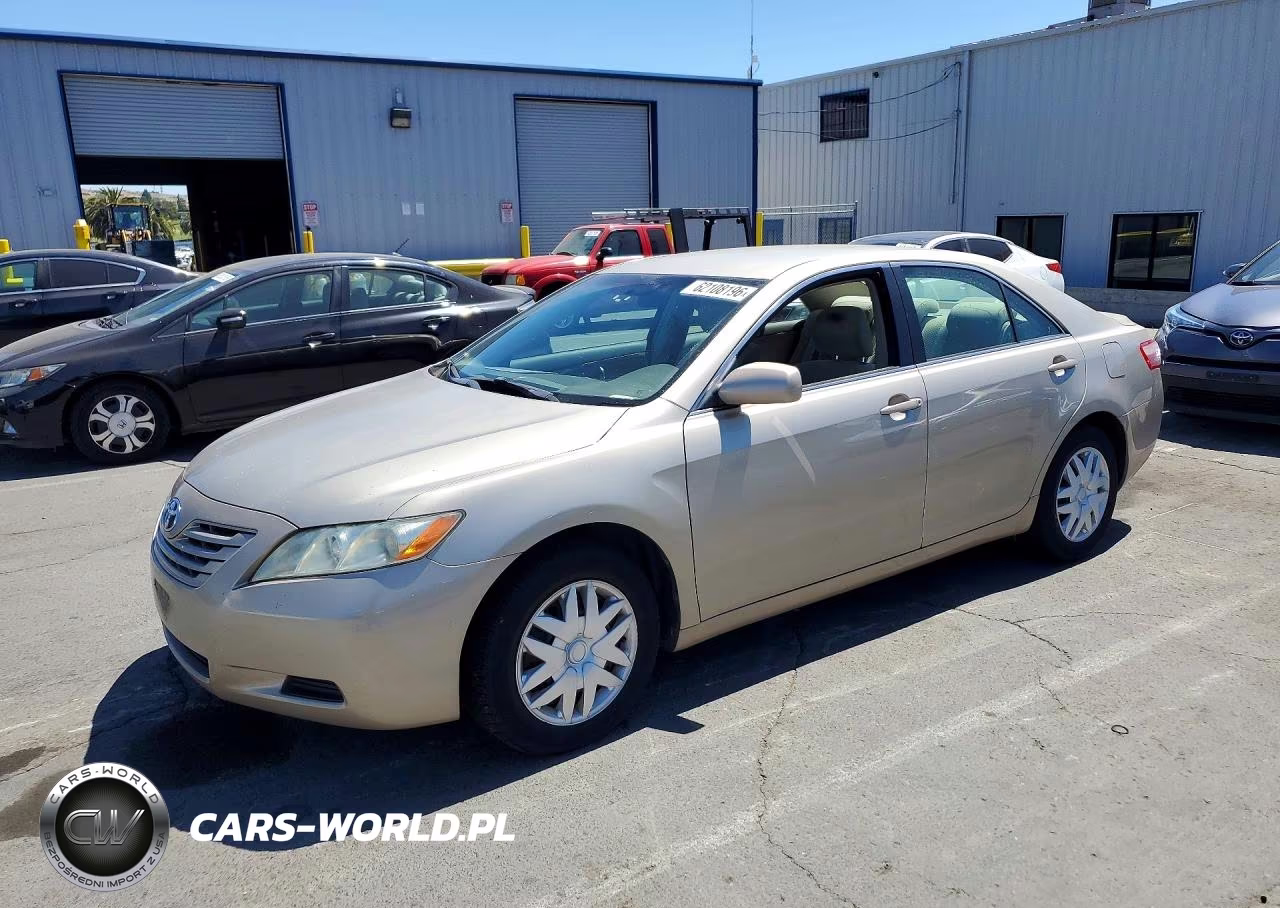 2007 Toyota Camry Ce – zdjęcie 1 z 12