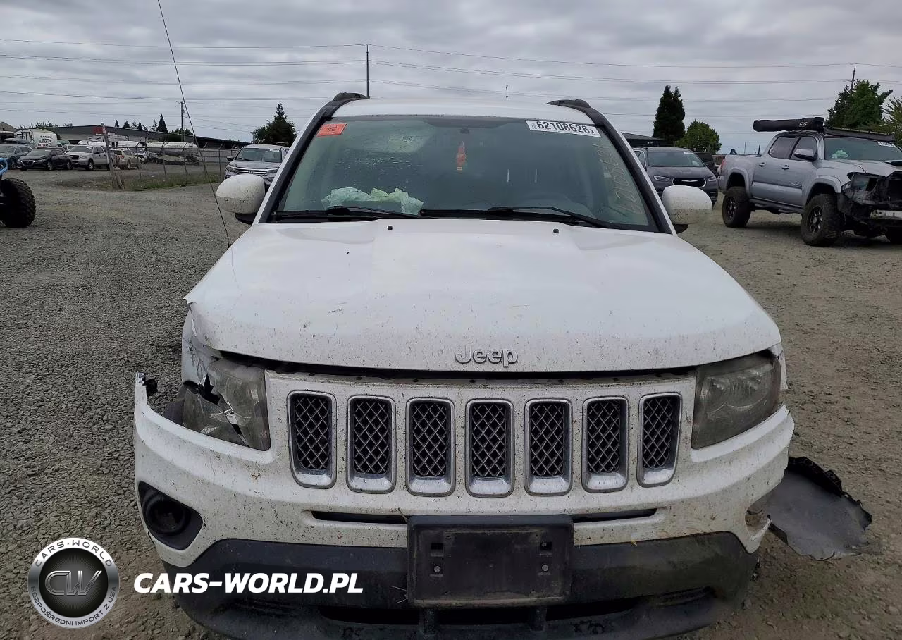 2017 Jeep Compass Latitude VIN:1C4NJCEB6HD182144 - 5