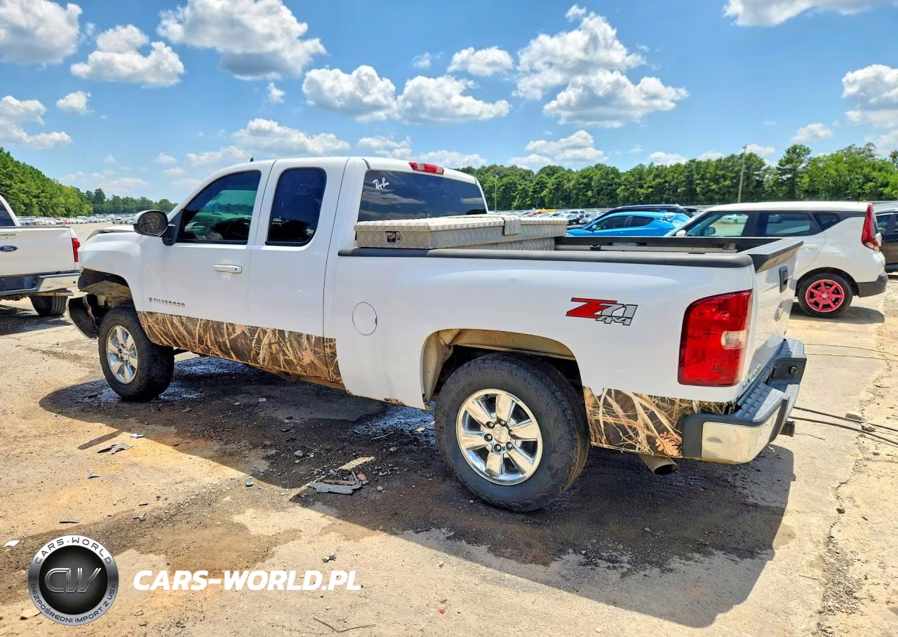 2008 Chevrolet Silverado K1500 VIN:2GCEK19J181287432 - 2