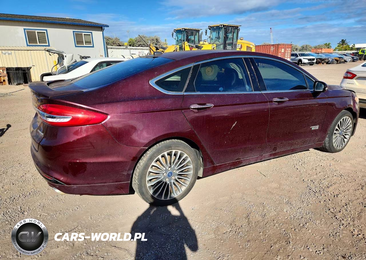 2017 Ford Fusion Titanium Phev VIN:3FA6P0SU6HR180673 - 3