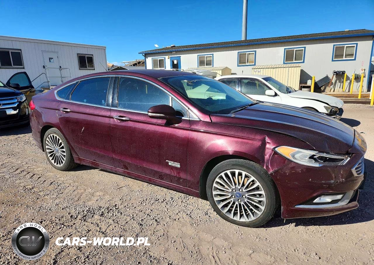 2017 Ford Fusion Titanium Phev VIN:3FA6P0SU6HR180673 - 4