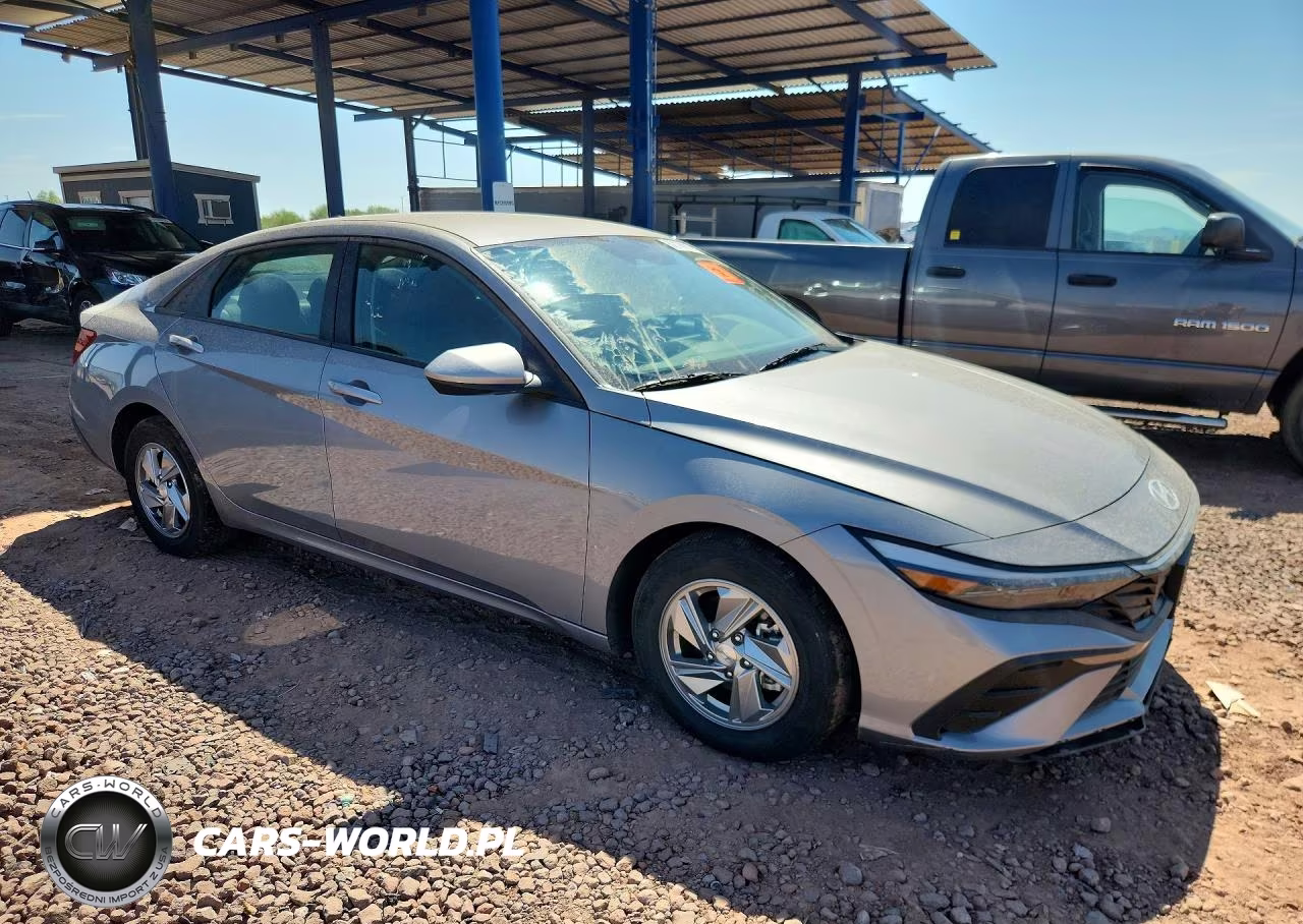 2025 Hyundai Elantra Se VIN:KMHLL4DG3SU040258 - 4