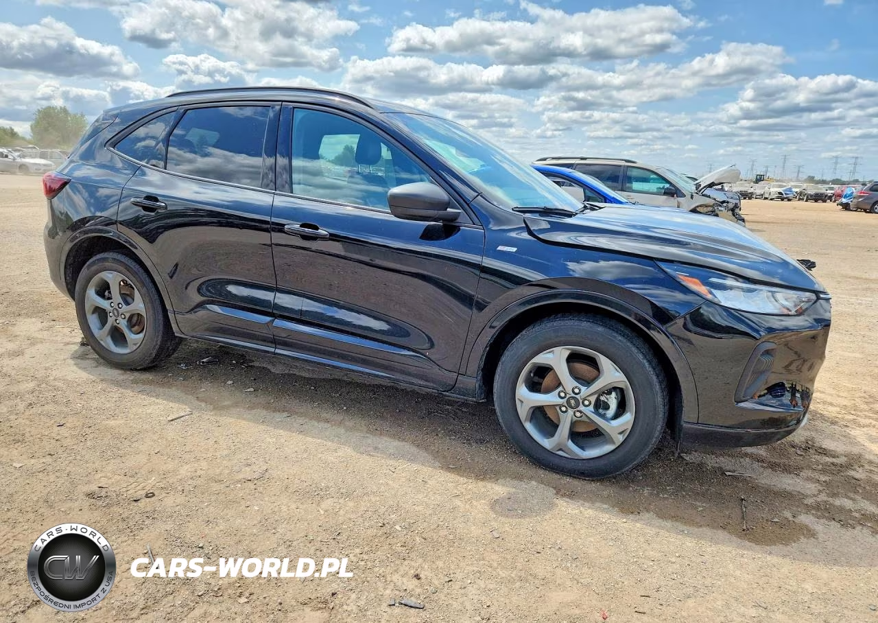 2023 Ford Escape St Line VIN:1FMCU0MZ0PUB41661 - 4