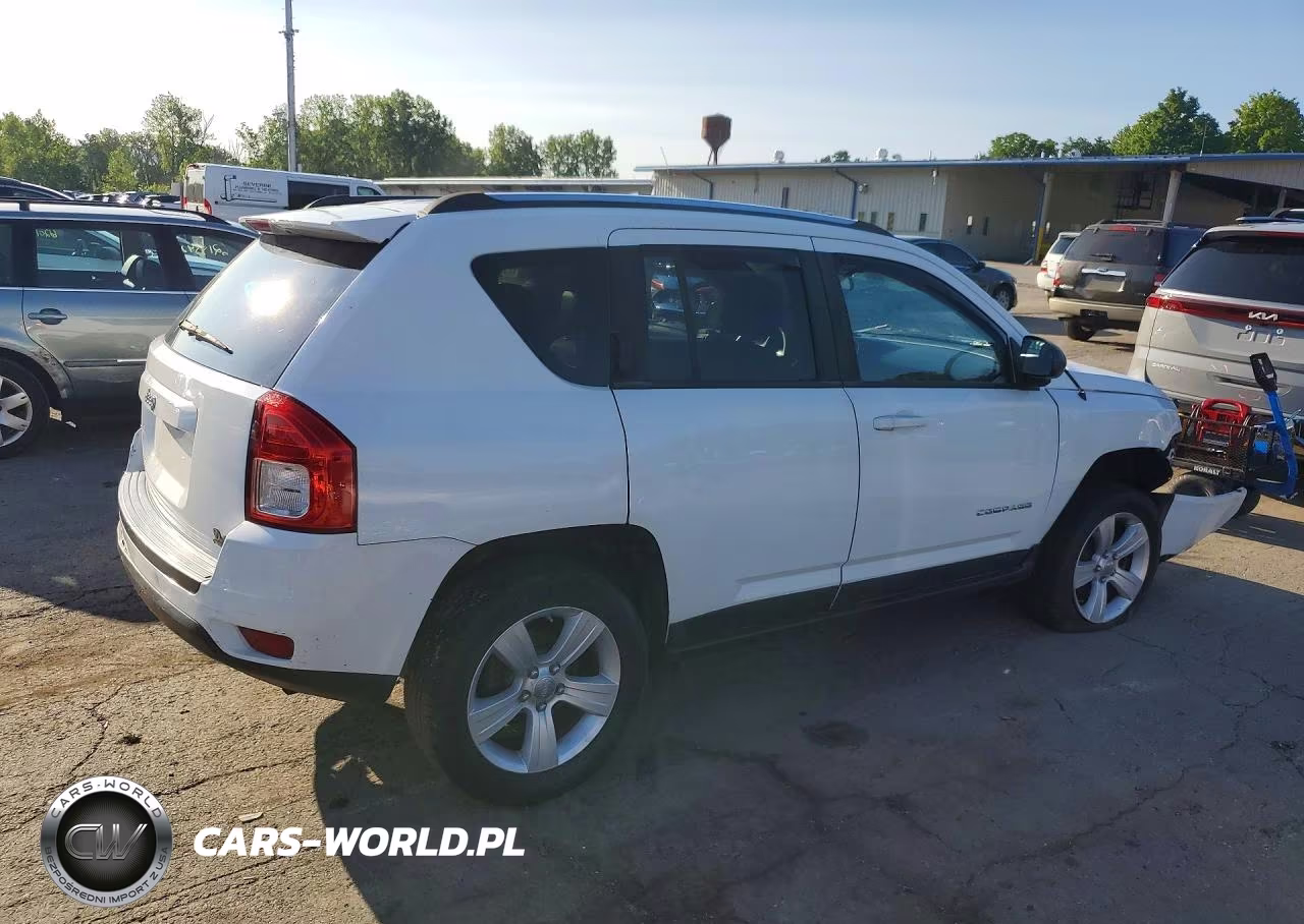 2012 Jeep Compass Sport VIN:1C4NJDBB4CD642050 - 3