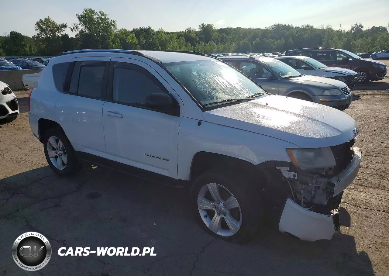 2012 Jeep Compass Sport VIN:1C4NJDBB4CD642050 - 4