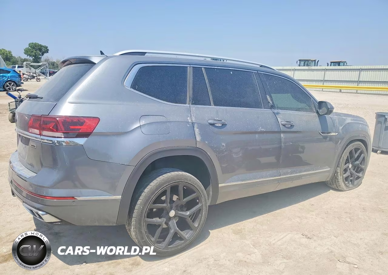 2021 Volkswagen Atlas Sel Premium R-Line VIN:1V2FR2CA0MC556683 - 3