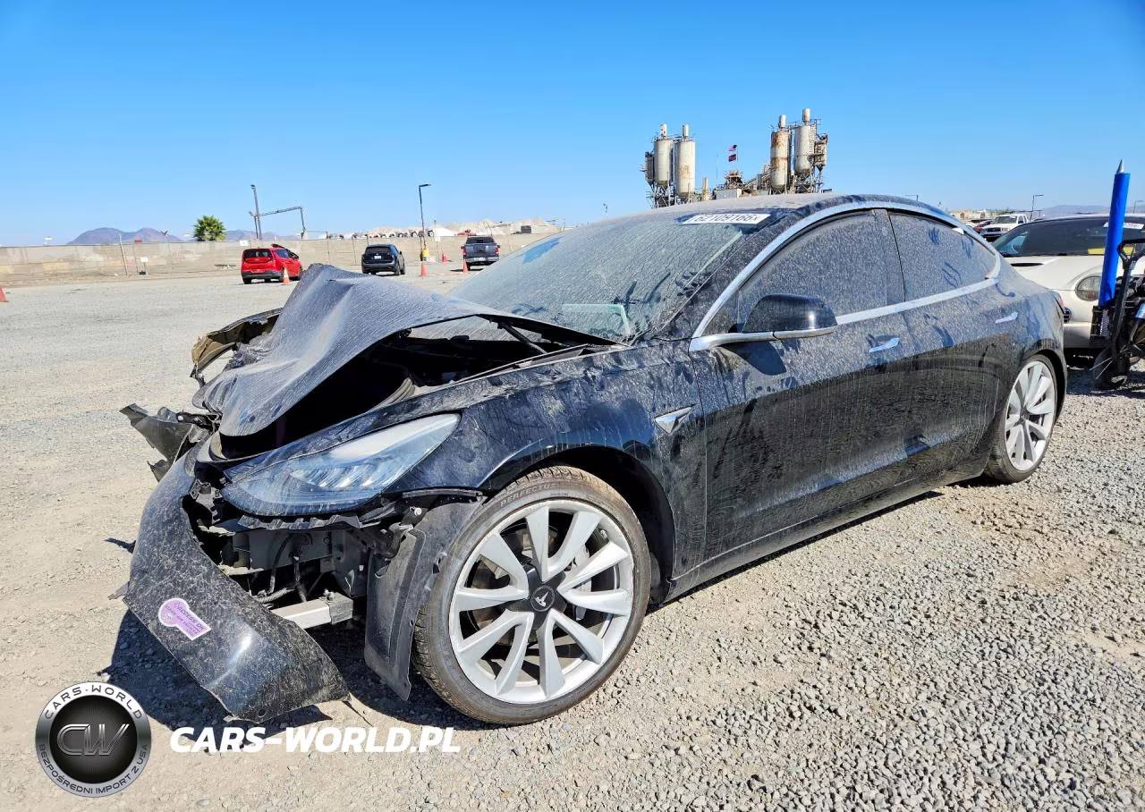 2018 Tesla Model 3 – zdjęcie 1 z 12