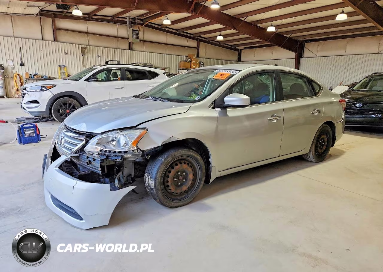 2015 Nissan Sentra S – zdjęcie 1 z 12