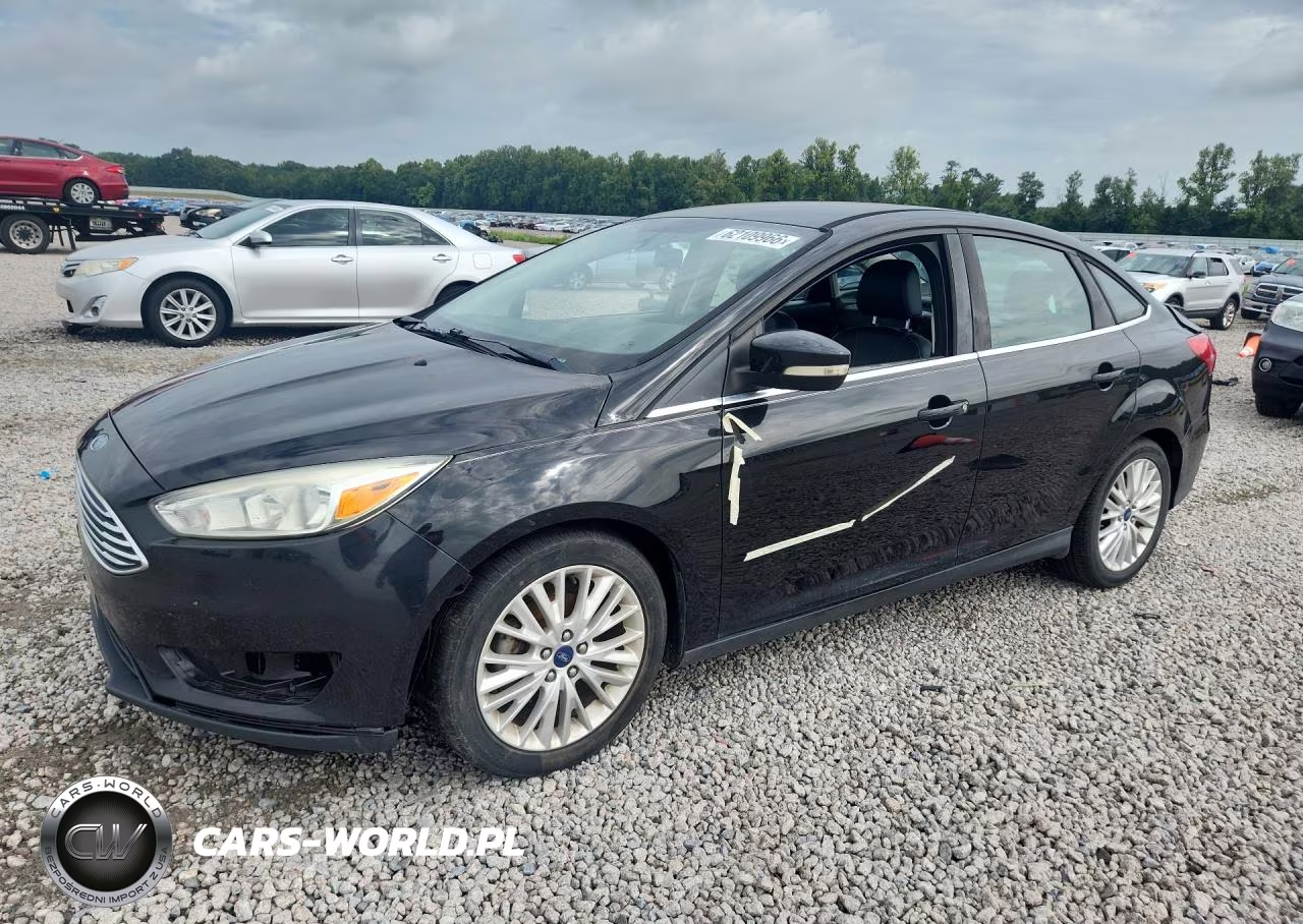 2015 Ford Focus Titanium – zdjęcie 1 z 12