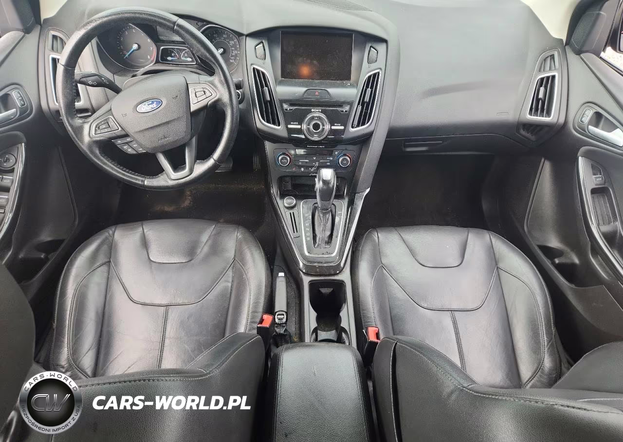 2015 Ford Focus Titanium VIN:1FADP3J25FL238230 - 8