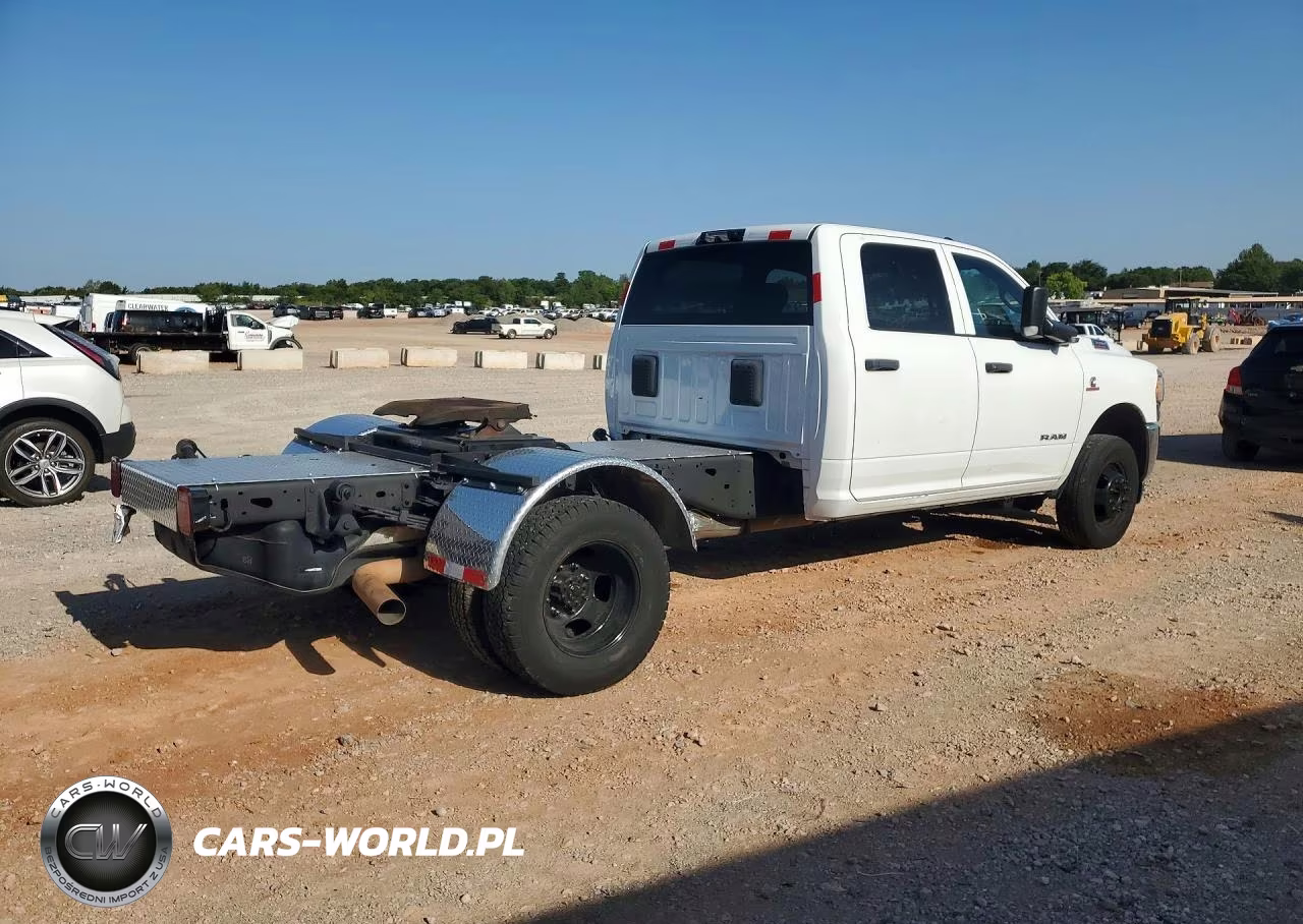 2021 Ram 3500 VIN:3C7WRTCL5MG577747 - 3