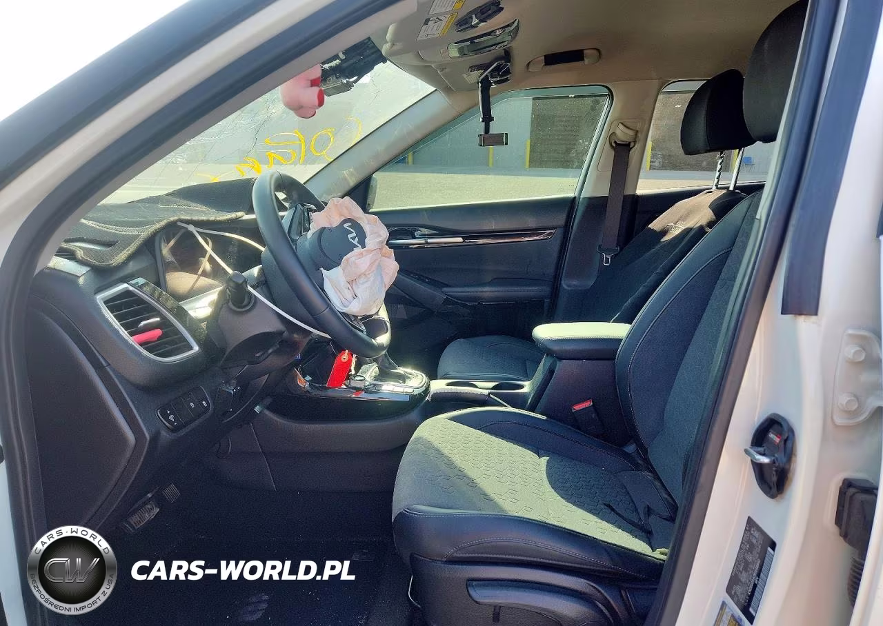 2024 Kia Seltos S VIN:KNDEU2AA2R7658940 - 7