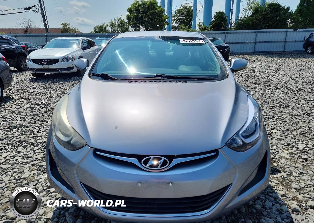 2015 Hyundai Elantra VIN:5NPDH4AE9FH581019 - 5