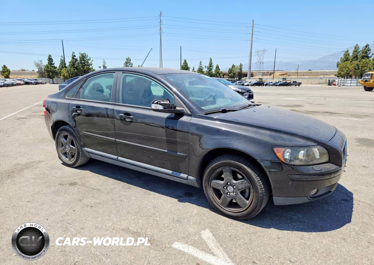 2007 Volvo S40 T5 VIN:YV1MH682272313708 - 4