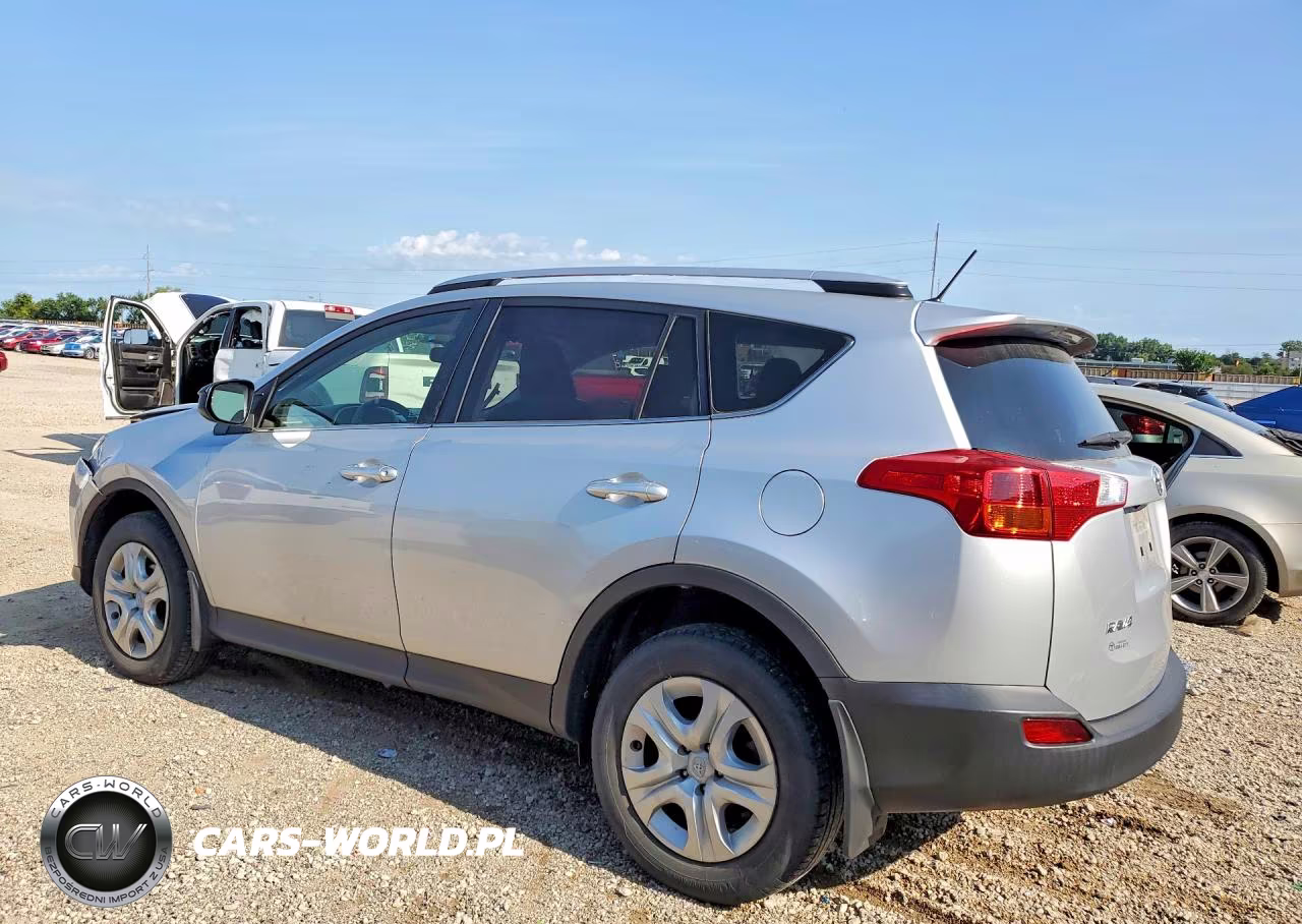 2015 Toyota Rav4 Le VIN:JTMBFREV8FD099751 - 2