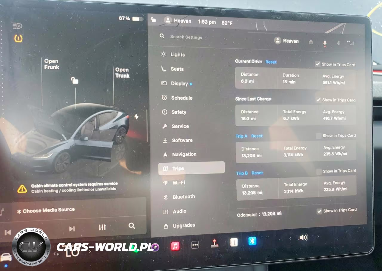 2024 Tesla Model 3 VIN:5YJ3E1EA1RF862163 - 9
