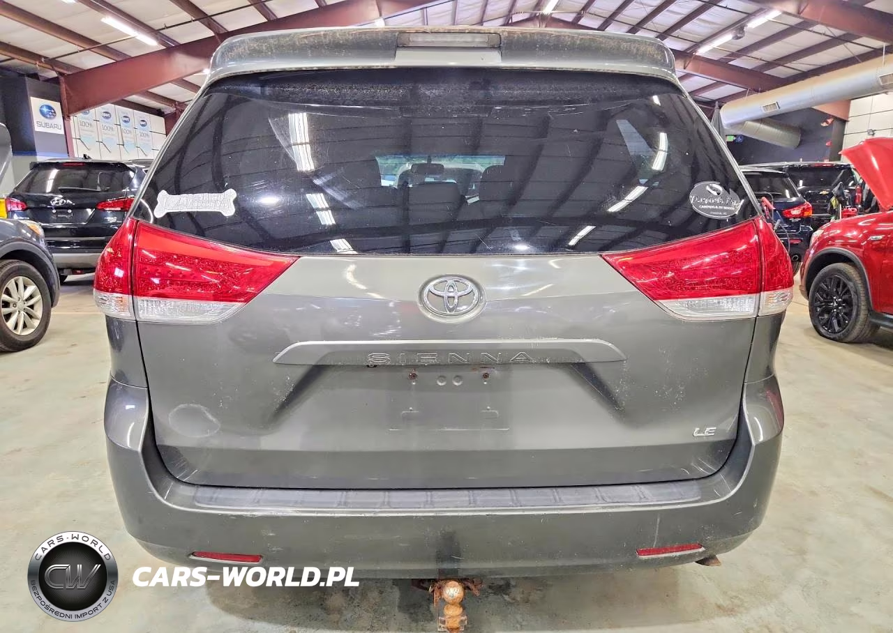 2011 Toyota Sienna Le VIN:5TDKK3DC3BS032658 - 6